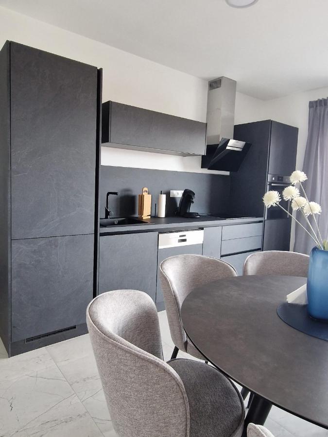 Deluxe Apartment Mila 닌 외부 사진